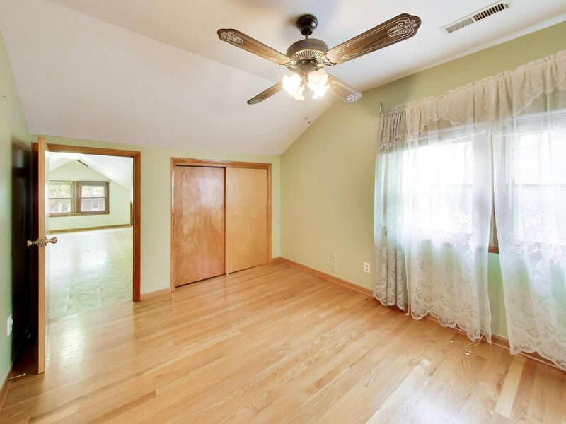 6126 W Berenice Avenue Chicago IL 60634