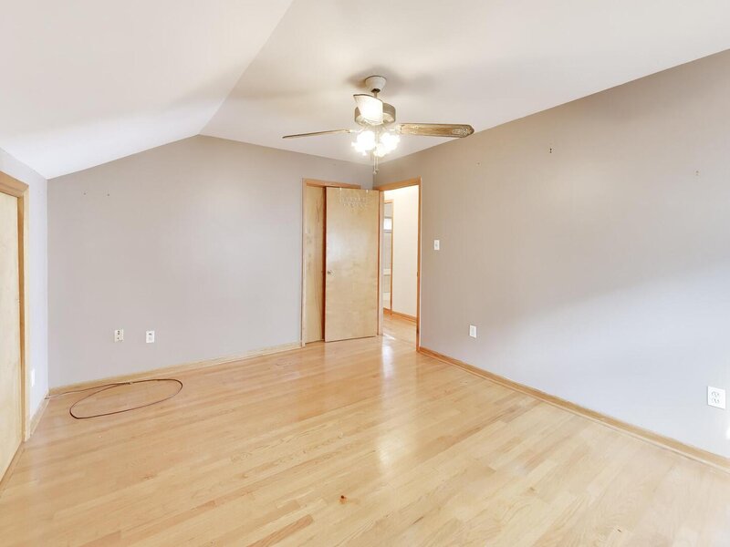 6126 W Berenice Avenue Chicago IL 60634