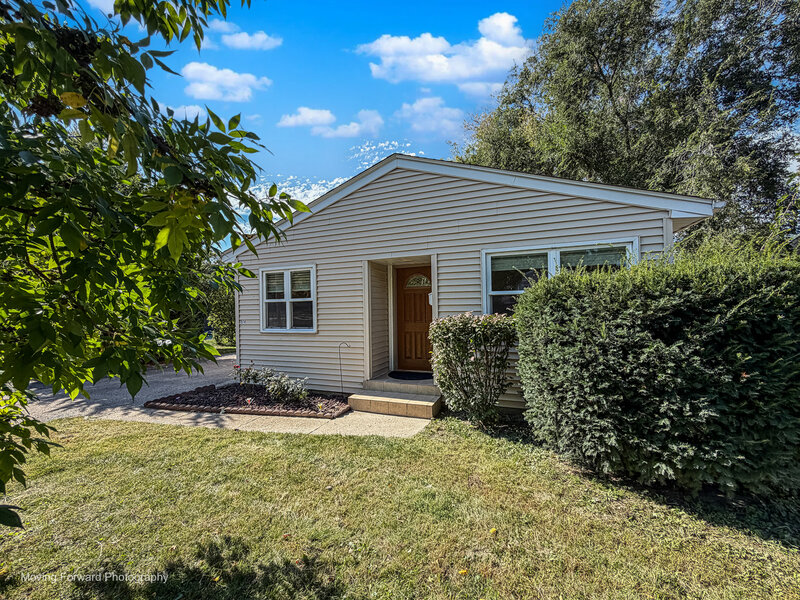 1574 Highland Avenue Glendale Heights IL 60139