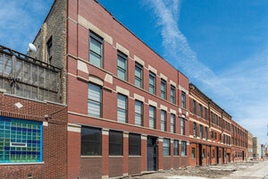 Photo of 2120 W Grand Avenue Chicago IL 60612