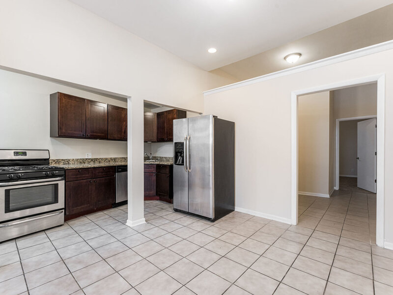 2120 W Grand Avenue Chicago IL 60612