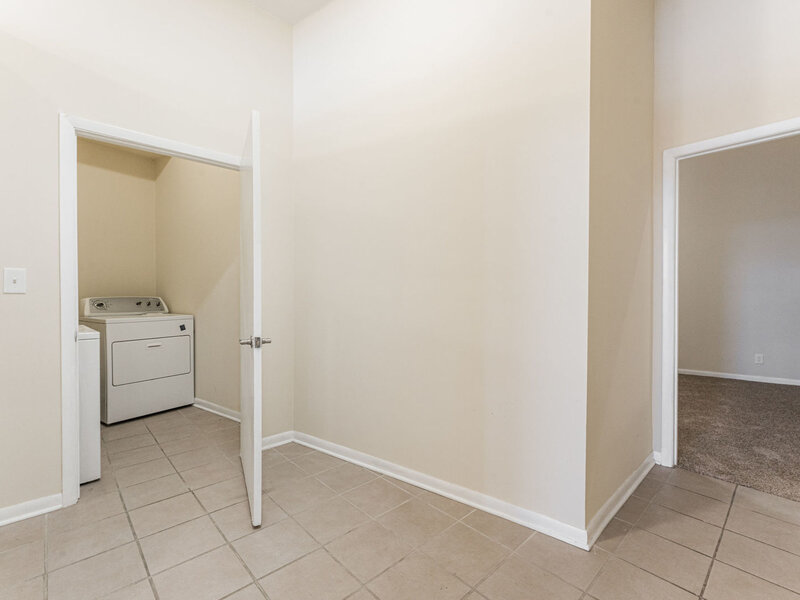 2120 W Grand Avenue Chicago IL 60612