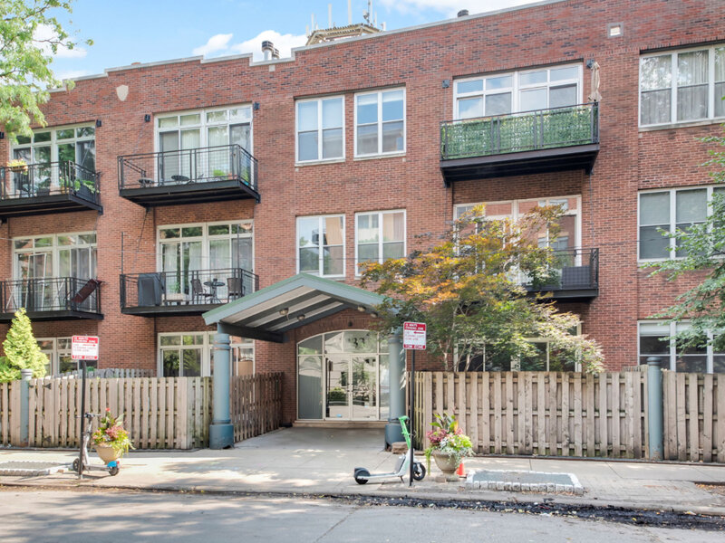 2333 W St. Paul Avenue Chicago IL 60647