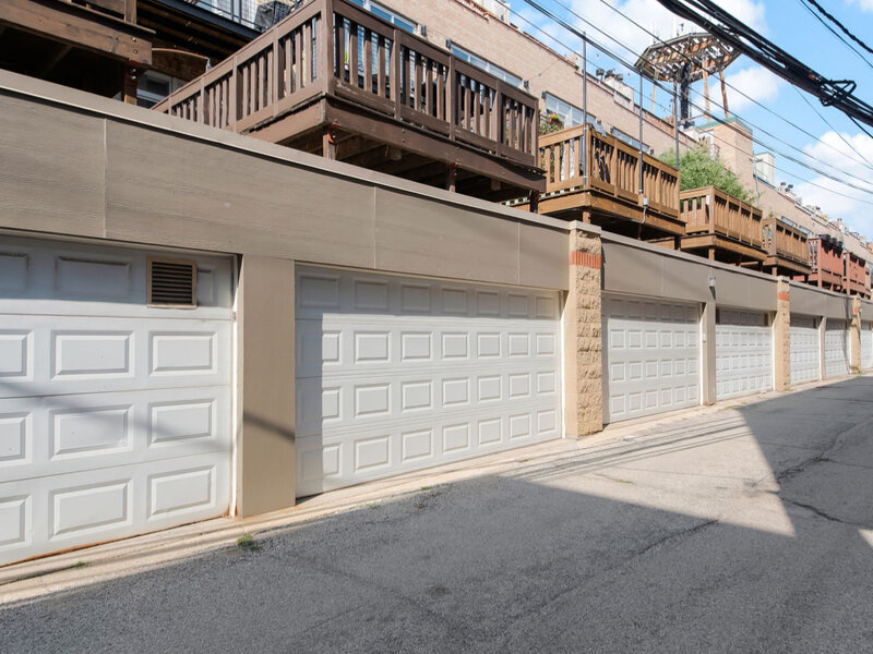 2333 W St. Paul Avenue Chicago IL 60647