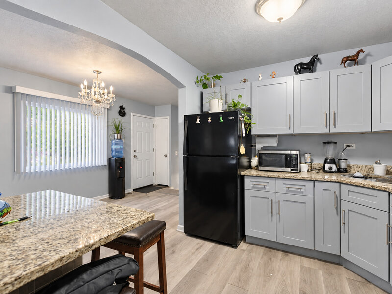 6909 S Ada Street Chicago IL 60636