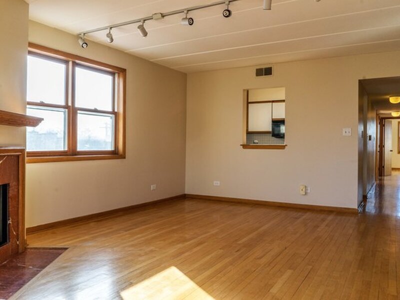 812 S Miller Street Chicago IL 60607