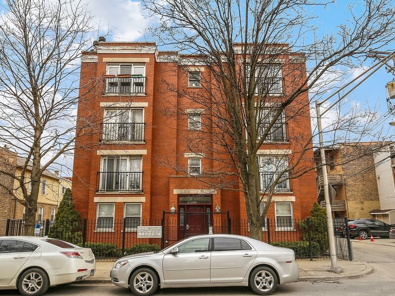 812 S Miller Street Chicago IL 60607
