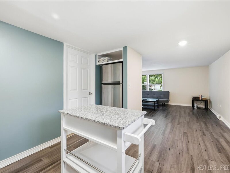 904 Kenilworth Place Aurora IL 60506