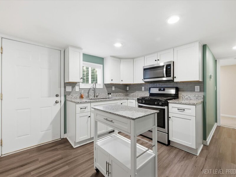 904 Kenilworth Place Aurora IL 60506