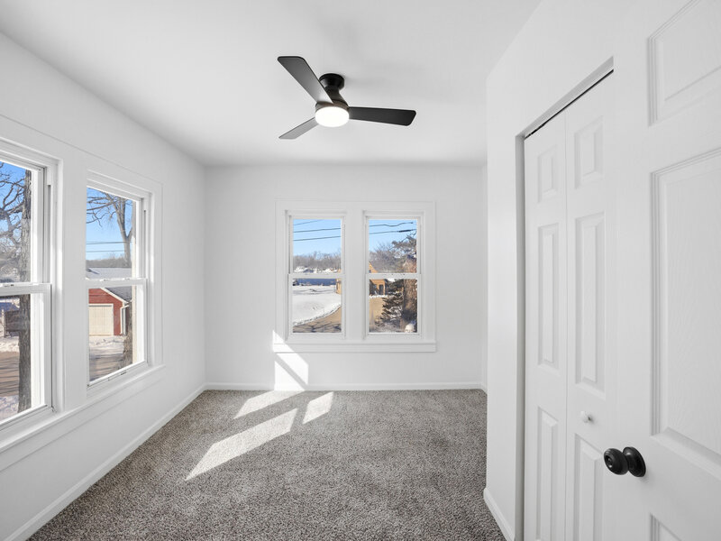 2908 Oakwood Avenue Mchenry IL 60051
