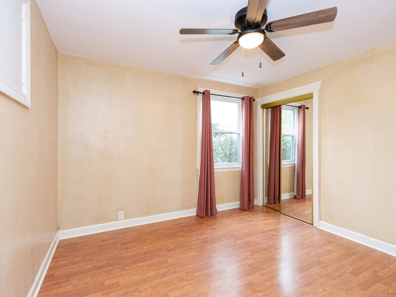 625 S 2nd Street West Dundee IL 60118
