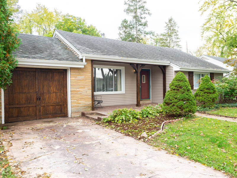 625 S 2nd Street West Dundee IL 60118