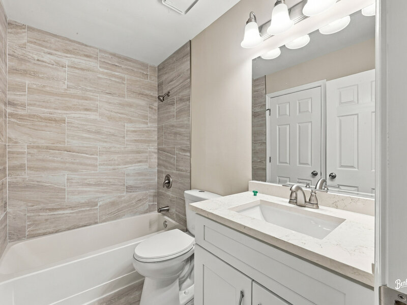 2656 S Cedar Glen Drive Arlington Heights IL 60005