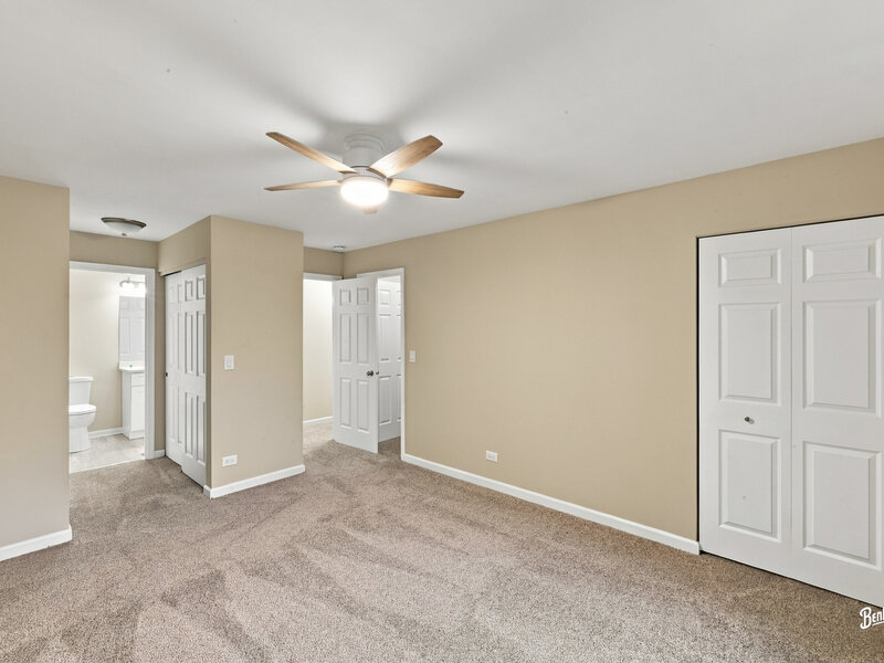 2656 S Cedar Glen Drive Arlington Heights IL 60005