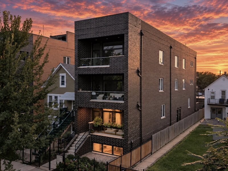 1818 N Sawyer Avenue Chicago IL 60647