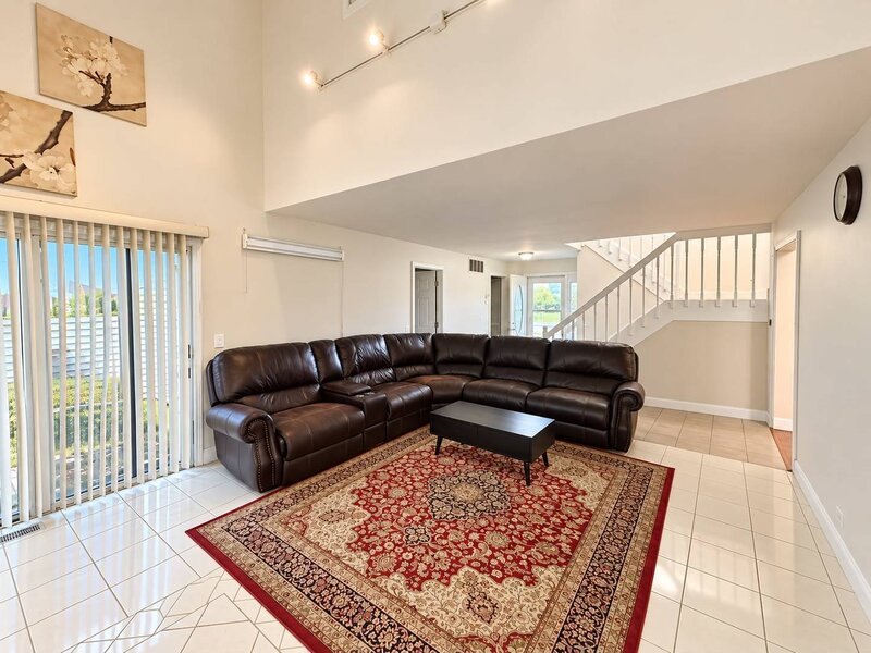 899 Colony Lake Drive Schaumburg IL 60194