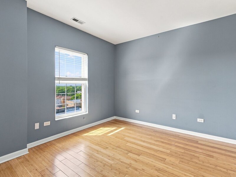 5300 N Lincoln Avenue Chicago IL 60625