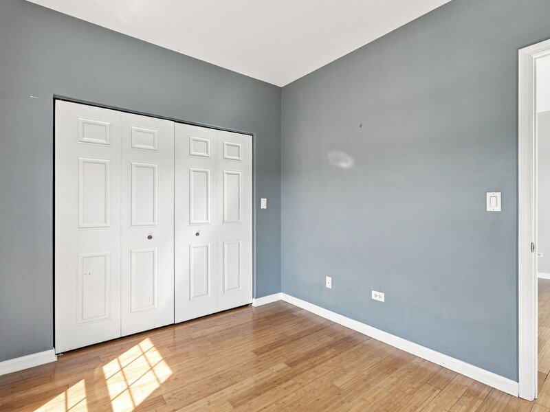 5300 N Lincoln Avenue Chicago IL 60625