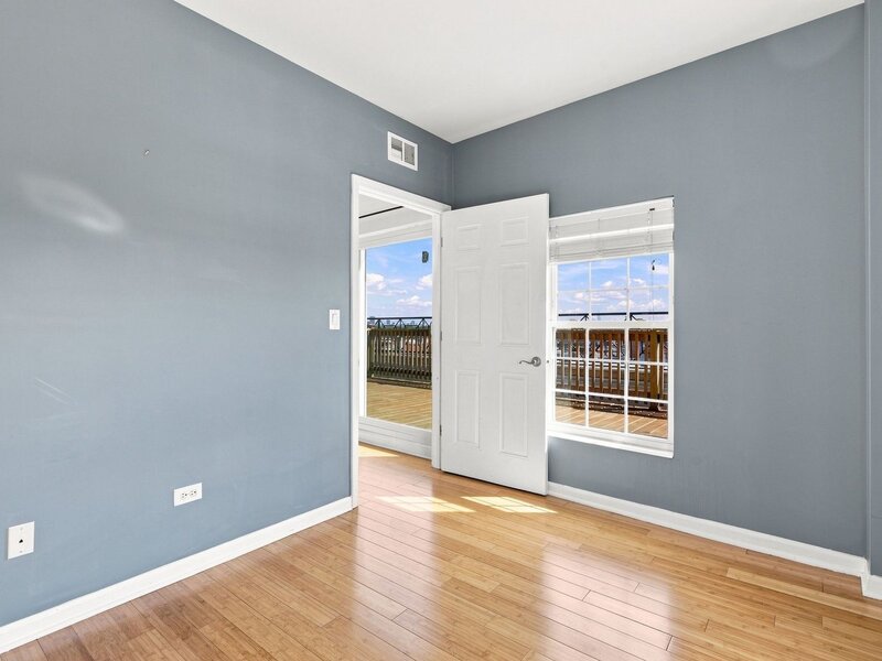 5300 N Lincoln Avenue Chicago IL 60625