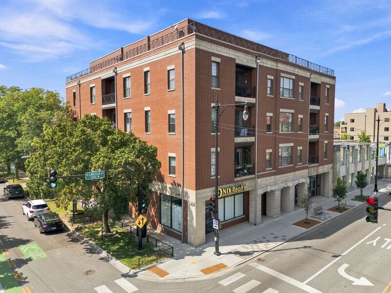 5300 N Lincoln Avenue Chicago IL 60625