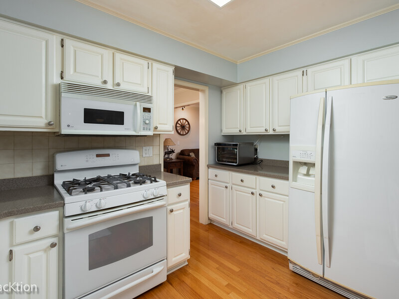 118 Carrol Road St. Charles IL 60174