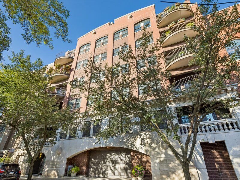 1426 N Orleans Street Chicago IL 60610