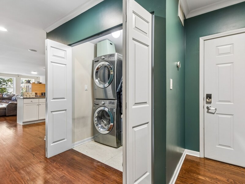 1426 N Orleans Street Chicago IL 60610