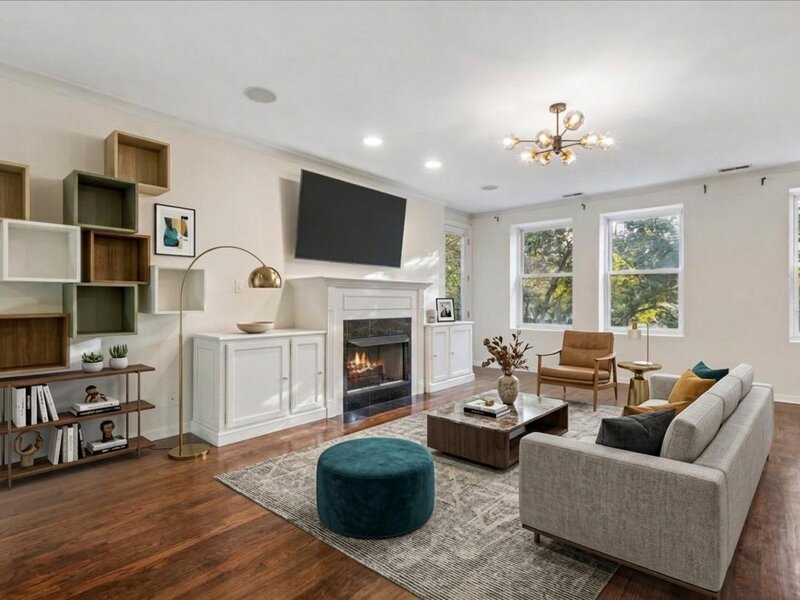 1426 N Orleans Street Chicago IL 60610