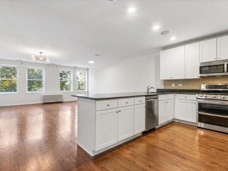 1426 N Orleans Street Chicago IL 60610