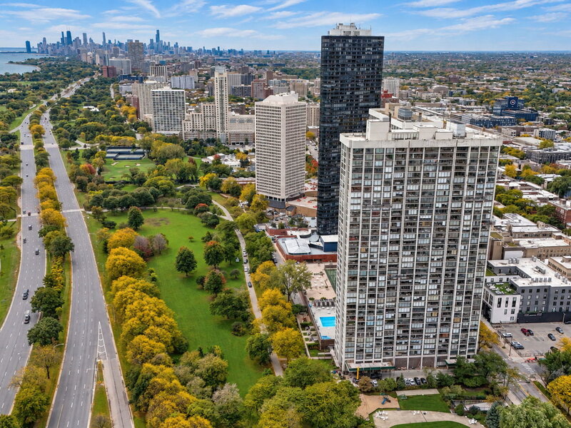 5455 N Sheridan Road Chicago IL 60640