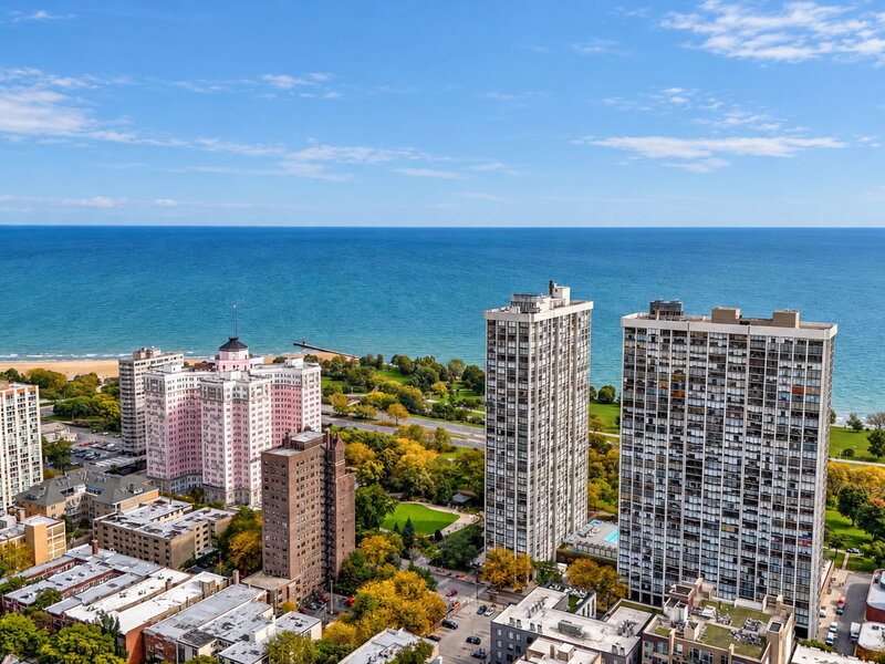 5455 N Sheridan Road Chicago IL 60640
