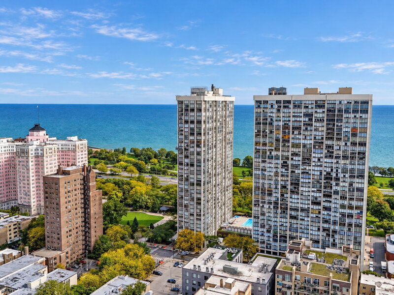5455 N Sheridan Road Chicago IL 60640