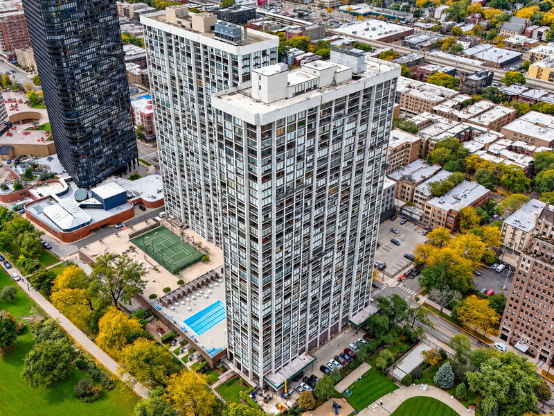 5455 N Sheridan Road Chicago IL 60640