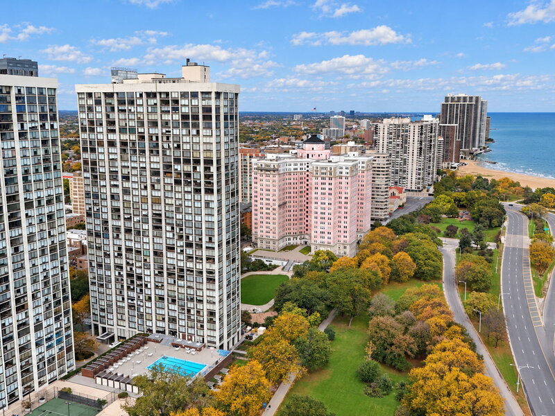 5455 N Sheridan Road Chicago IL 60640
