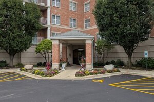 Photo of 101 Pointe Drive Northbrook IL 60062 Unit 203