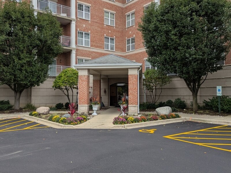 101 Pointe Drive Northbrook IL 60062
