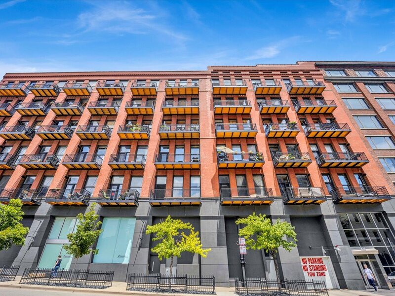 616 W Fulton Street Chicago IL 60661
