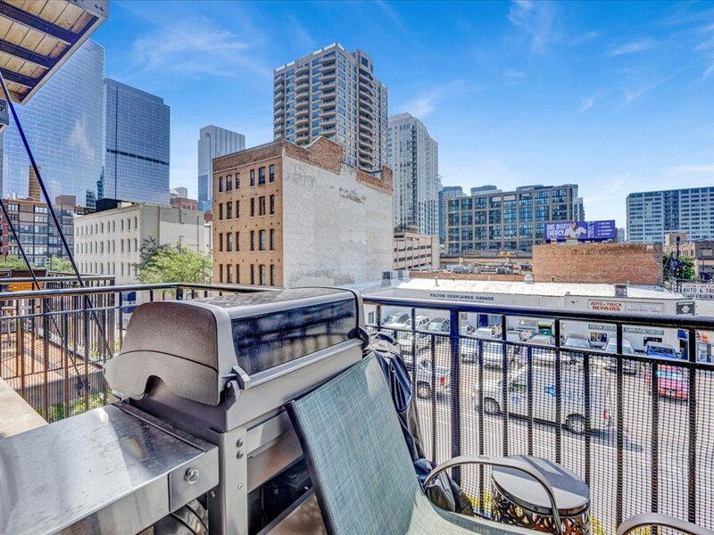 616 W Fulton Street Chicago IL 60661