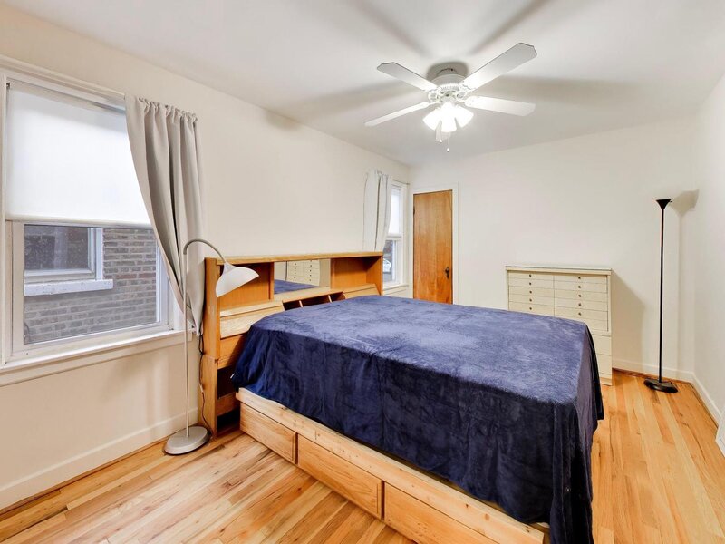 5012 N Tripp Avenue Chicago IL 60630