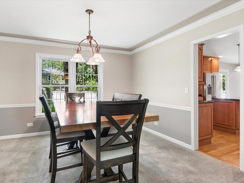 1527 Abbotsford Drive Naperville IL 60563