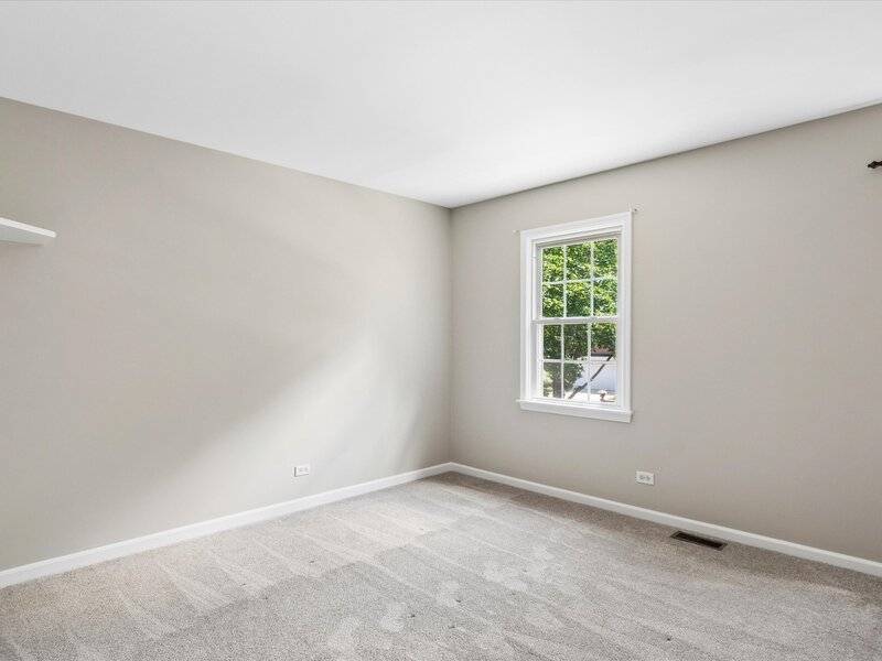 1527 Abbotsford Drive Naperville IL 60563