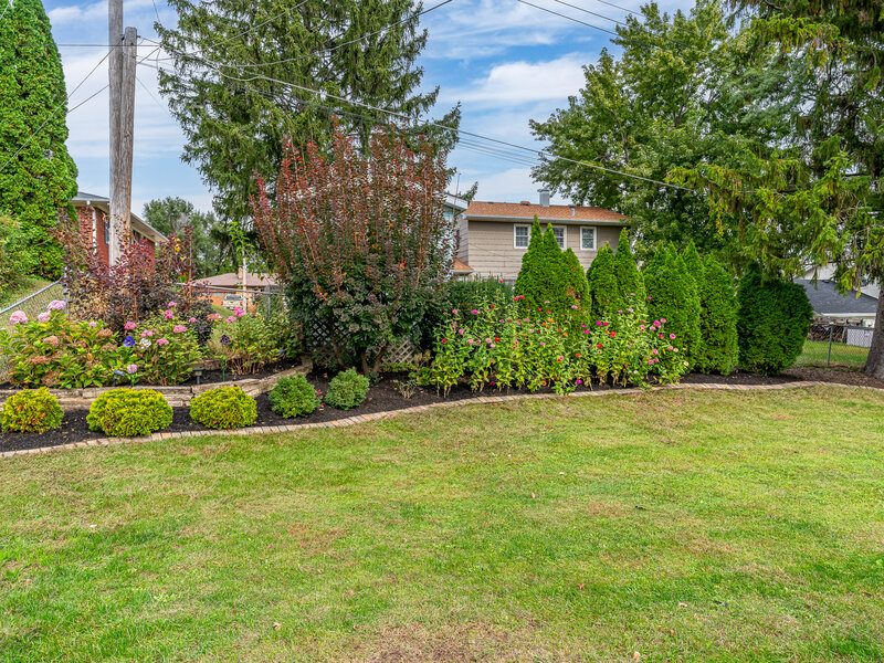 1324 Hayes Court Davenport IA 52804