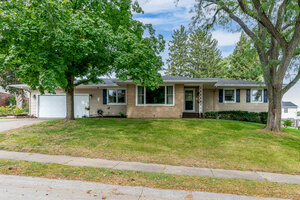 Photo of 1324 Hayes Court Davenport IA 52804