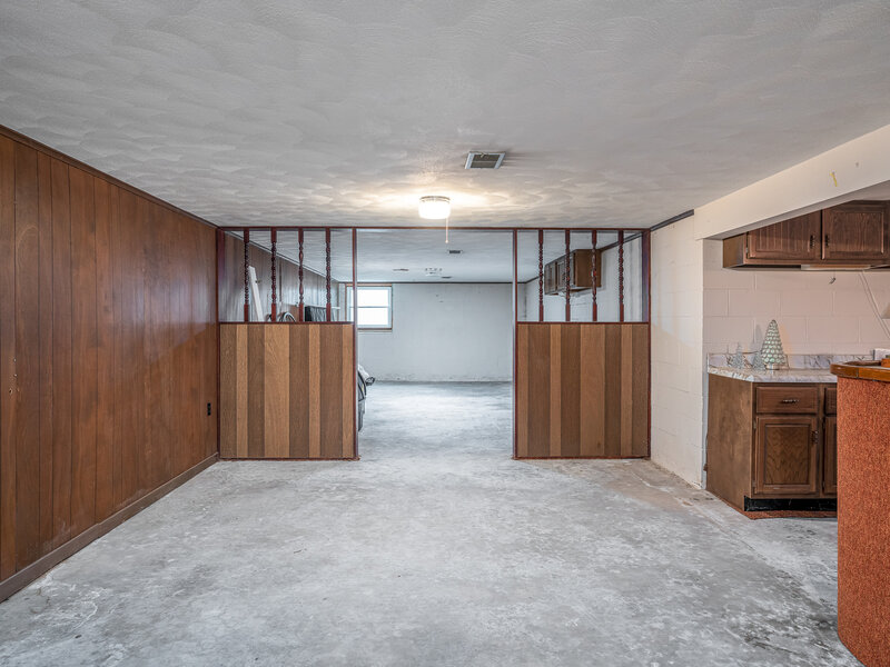 1324 Hayes Court Davenport IA 52804