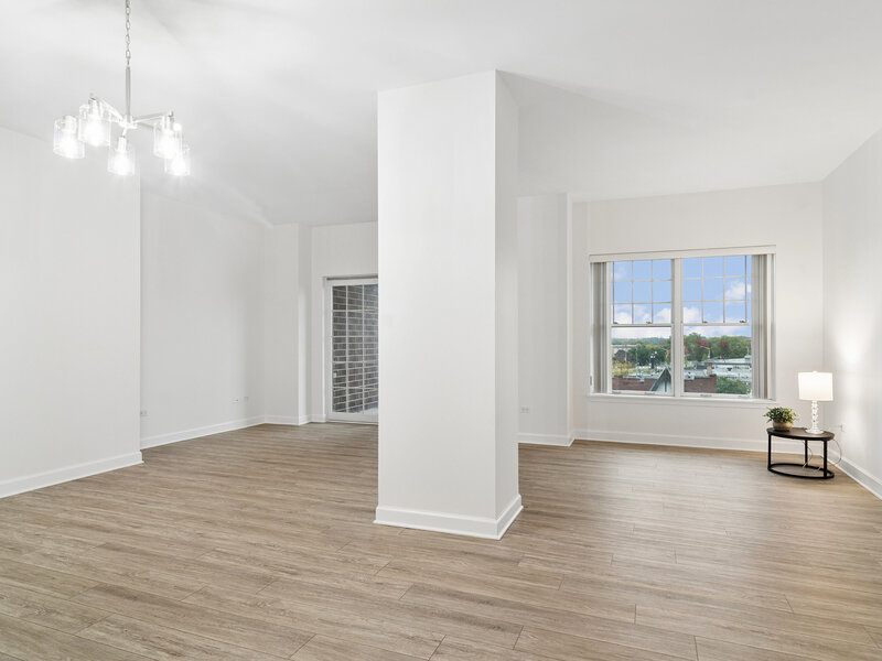 44 N Vail Avenue Arlington Heights IL 60005