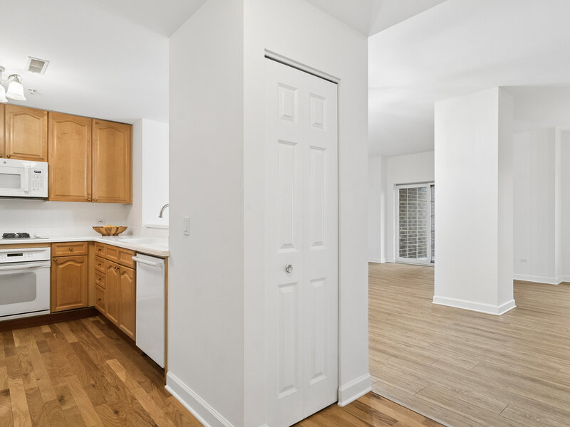 44 N Vail Avenue Arlington Heights IL 60005