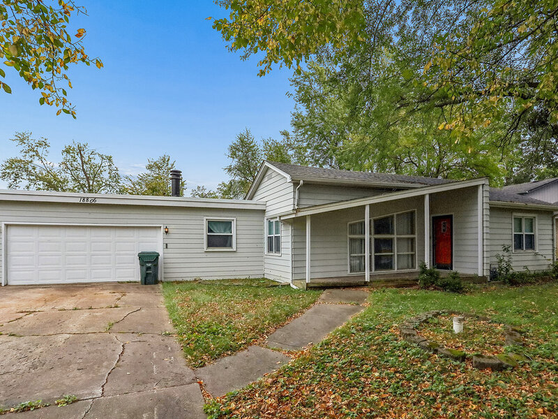 18805 Springfield Avenue Flossmoor IL 60422