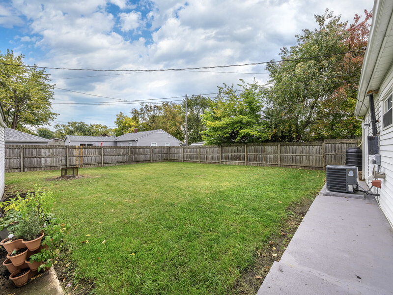 2005 Capri Avenue Joliet IL 60436
