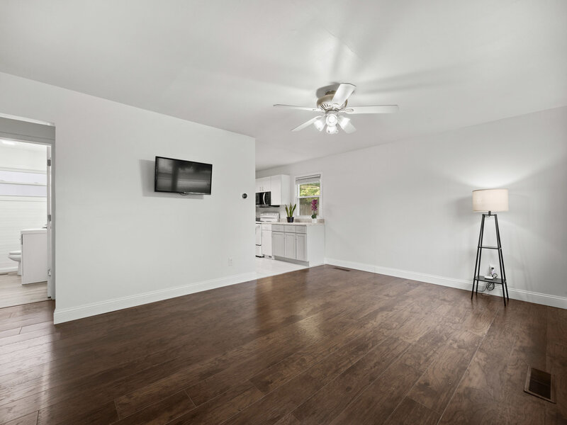 2005 Capri Avenue Joliet IL 60436