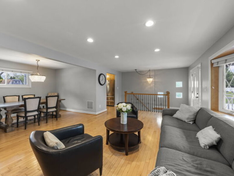 1 Westview Avenue Lombard IL 60148